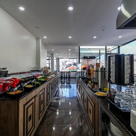 Hotel Gul 3*